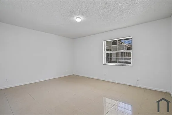 3100 Coral Springs Dr #2A — Photo 4