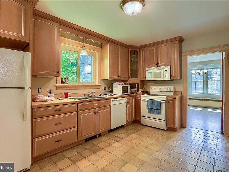 419 15th St, New Cumberland, PA 17070 Zillow