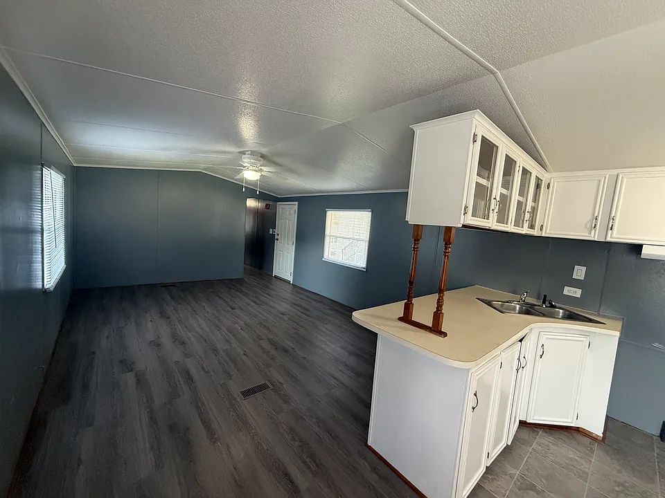 3000 N Apperson Way #292