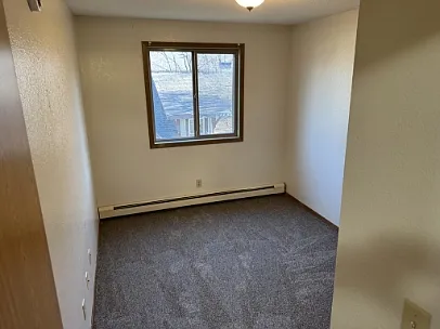4 bed, 1000 sqft, $1,395 — Photo 4
