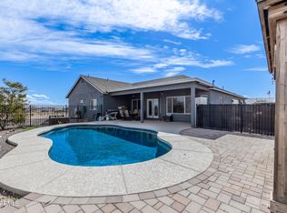 564 W Silverdale Rd, San Tan Valley, AZ 85143