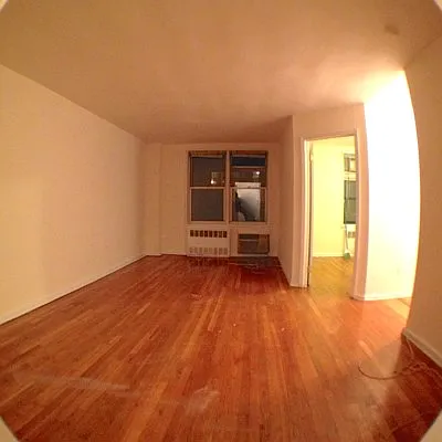 Rented by Paley Management | media 9