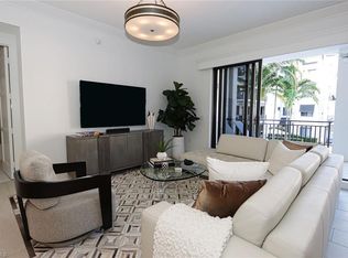 1030 3rd Ave S UNIT 318, Naples, FL 34102
