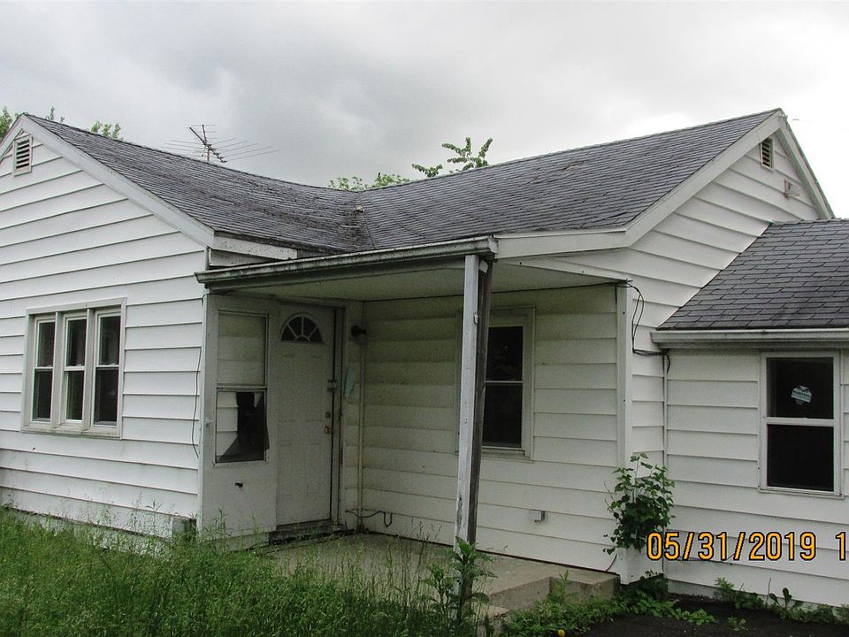1st image of 1204 S Luick Ave