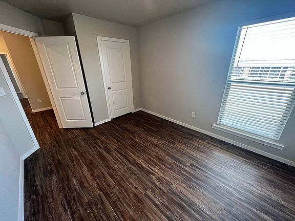 4th image of 2115 Kokomo Ave #A