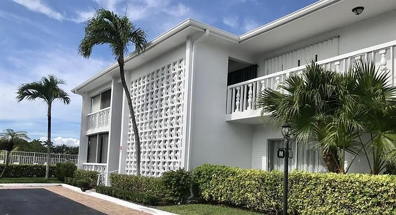 1st image of 4201 S Ocean Blvd APT M5