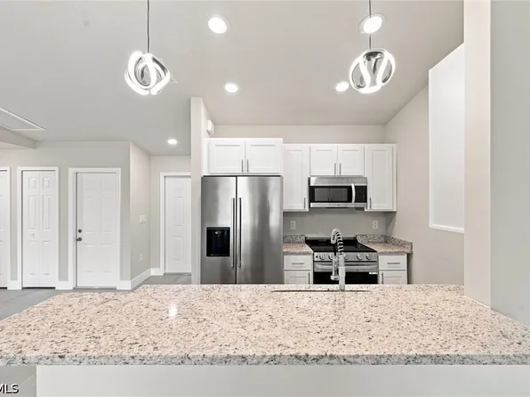 736-738 Gilbert Ave S, Lehigh Acres, FL 33973