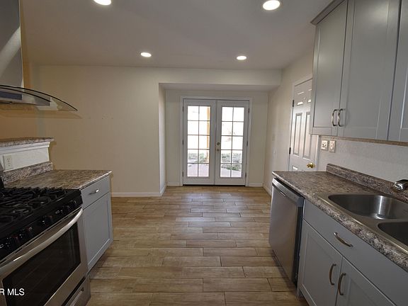 5th image of 10401 Centaur Dr