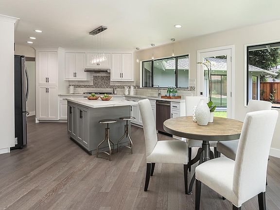 3rd image of 933 Hermosa Way