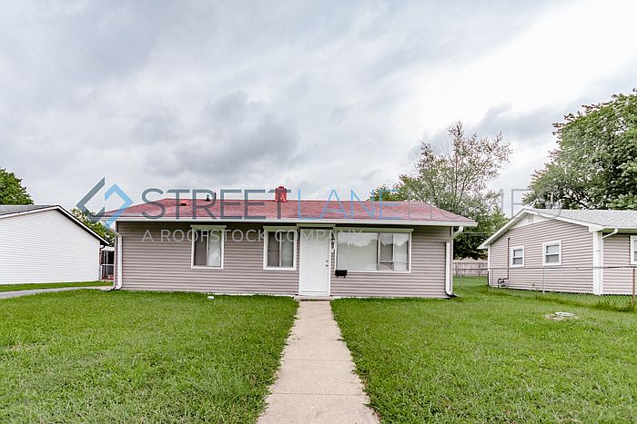 1st image of 410 Eberhart Dr