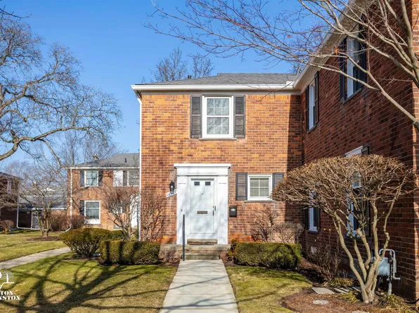 16907 Saint Paul St, Grosse Pointe, MI 48230