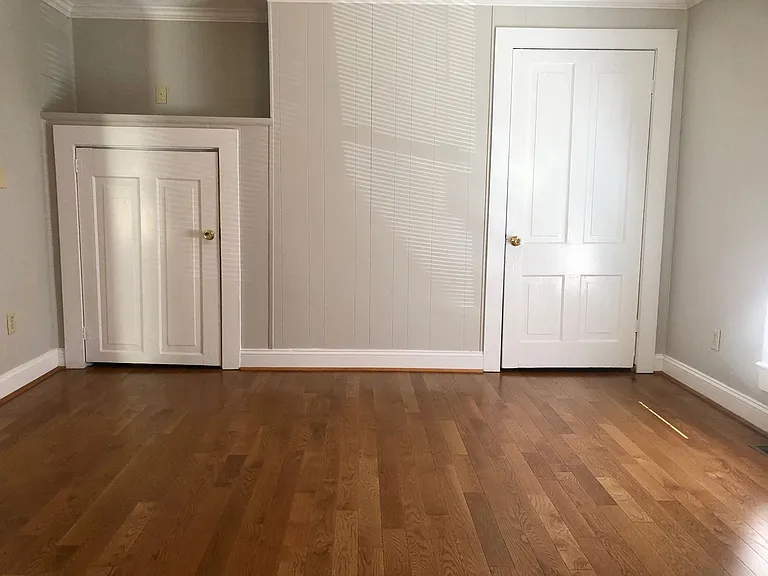 223 E Glendale Ave — Photo 7