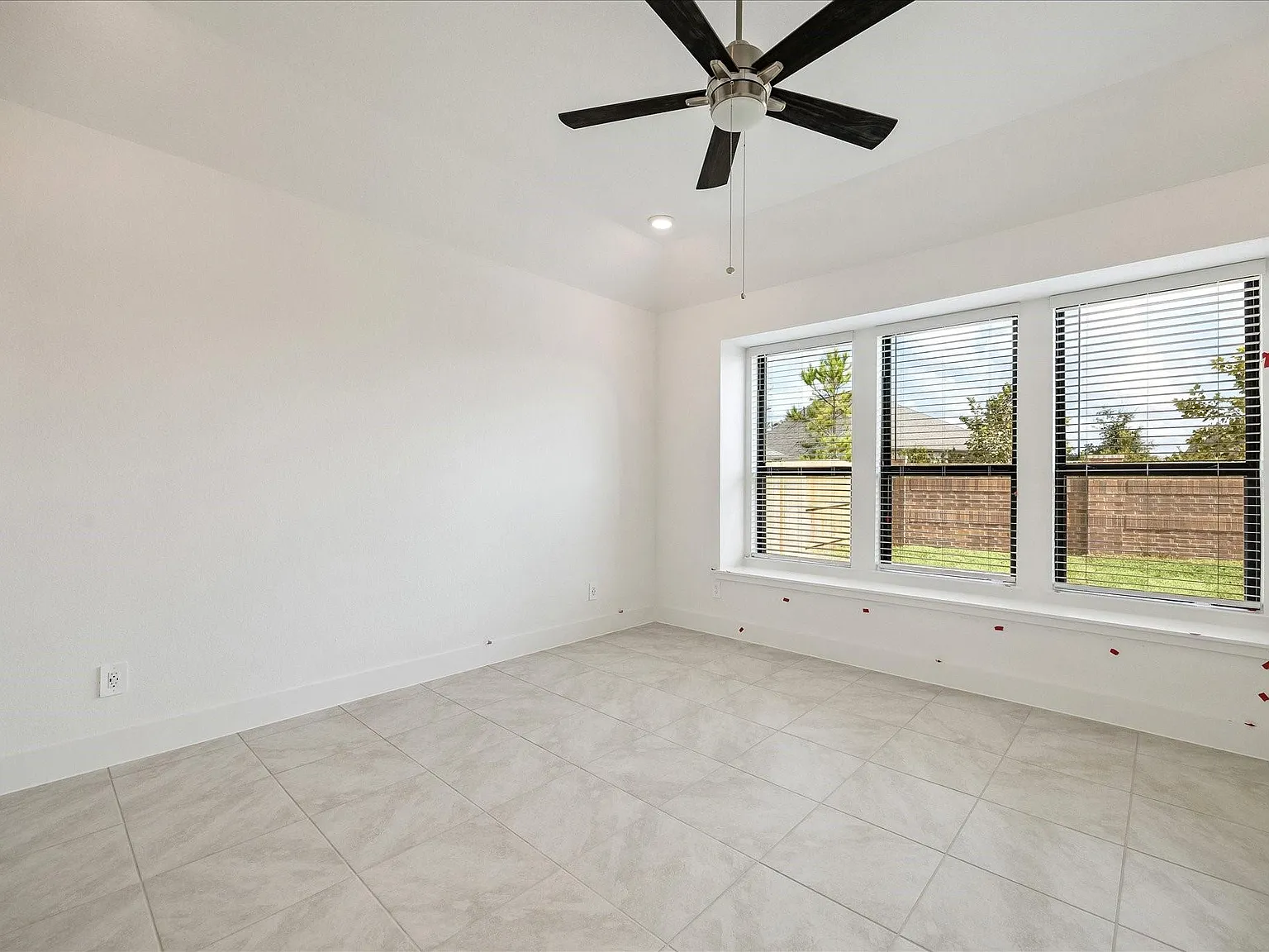4 bed, 3.5 bath, 2175 sqft, $2,999 — Photo 4