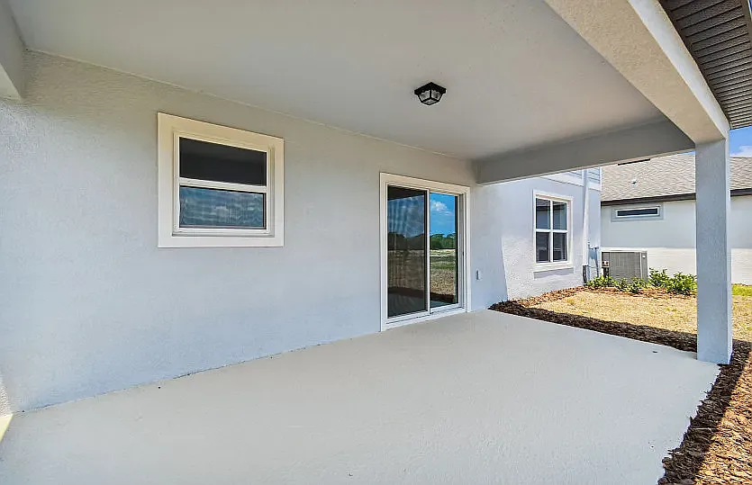 4 bed, 2386 sqft, $2,600 — Photo 3