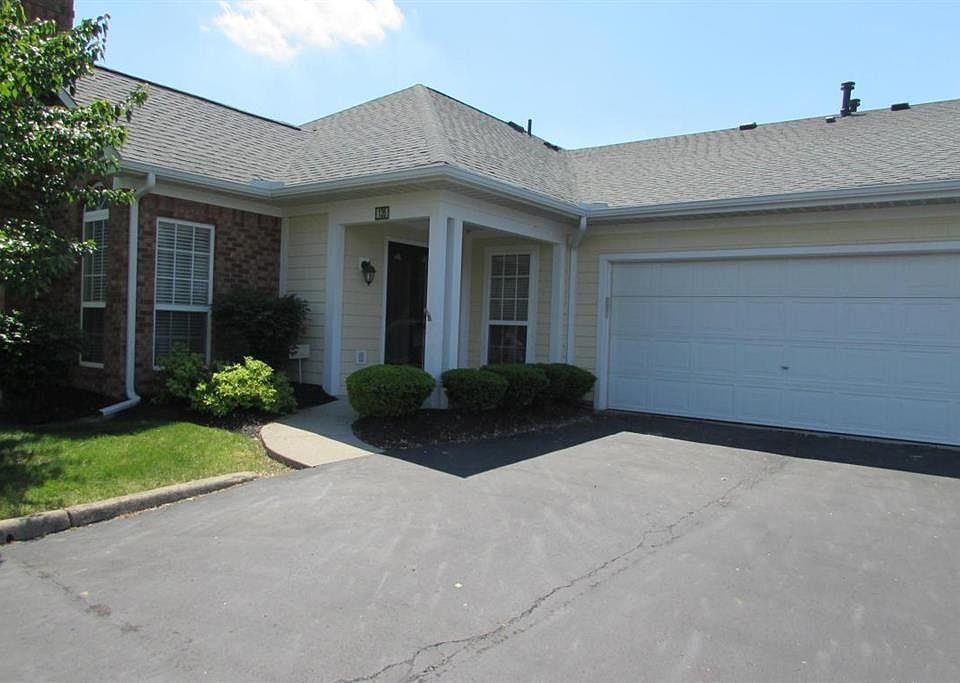 1st image of 135 Orchard Oak Dr