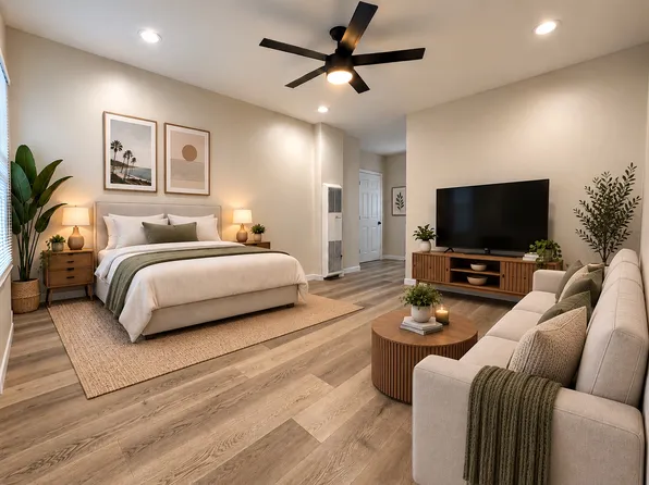 160 Quincy Ave APT B, Long Beach, CA 90803