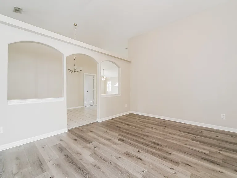 747 Citrus Cove Dr — Photo 4