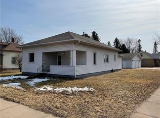 21 W Greenville St, Chippewa Falls, WI 54729