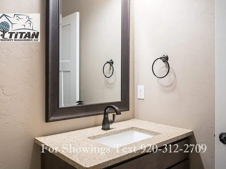 1087 Faith Ct #1 — Photo 15