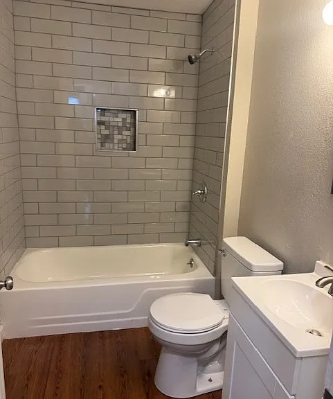 24 E Golf Links Ave — Photo 8