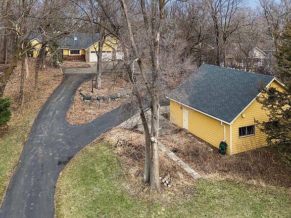 3rd image of 2200 Alcana Ln