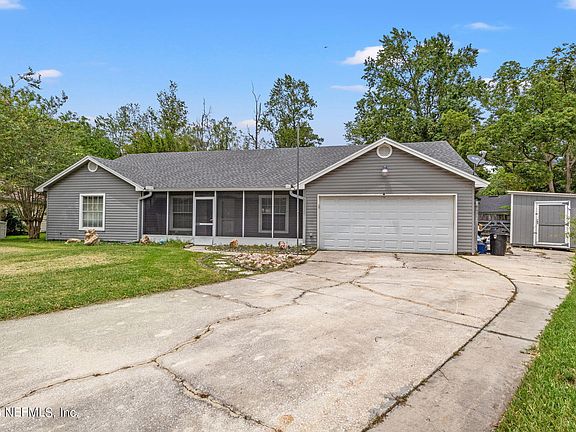 3rd image of 570 ARTHUR MIDDLETON Circle