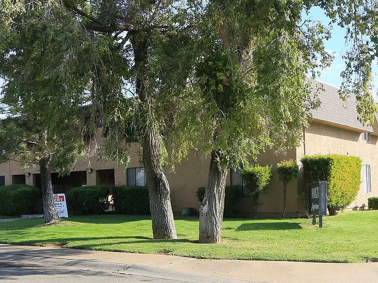 1499 Yuba St #10 — Photo 2