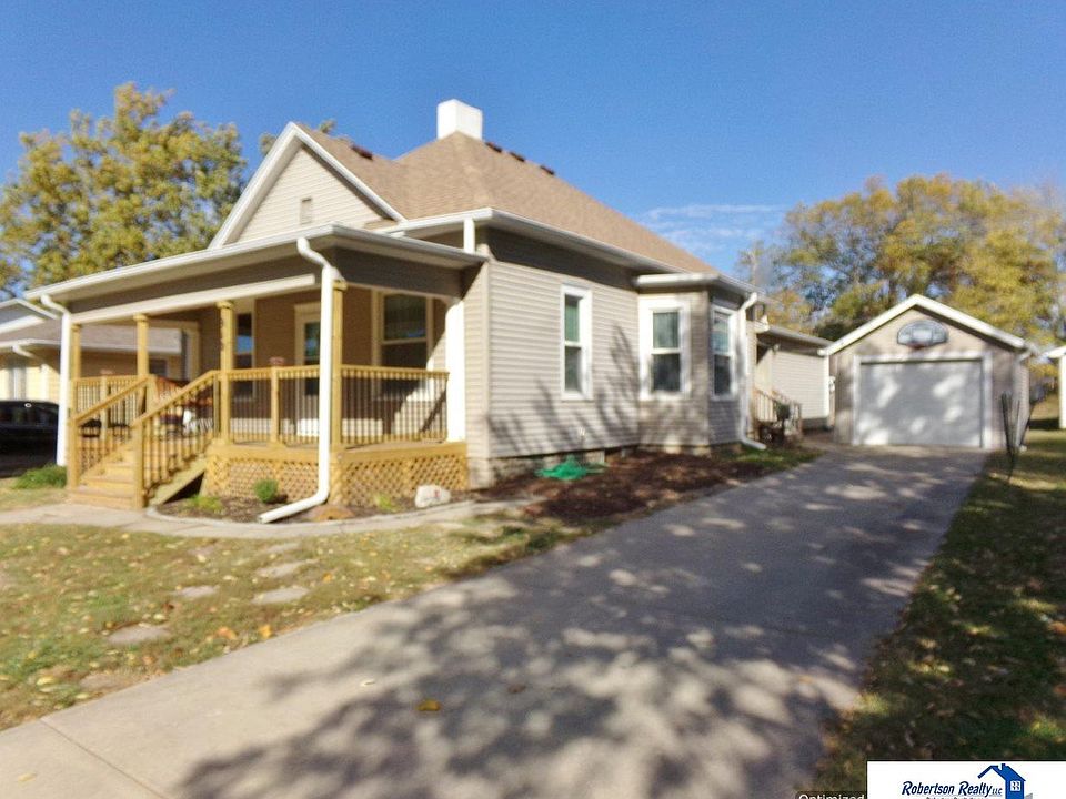 910 Bell St Beatrice NE 68310 Zillow