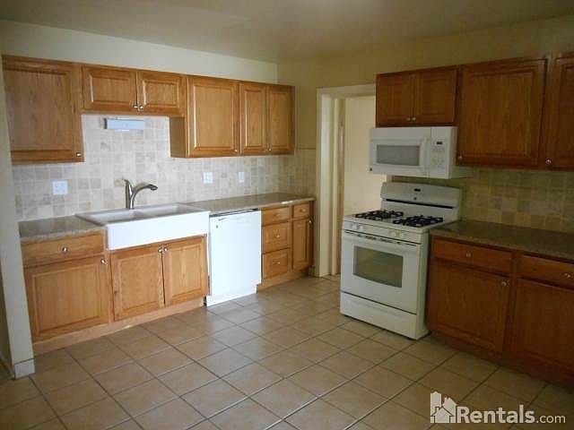 2nd image of 3325 W Windrose Dr