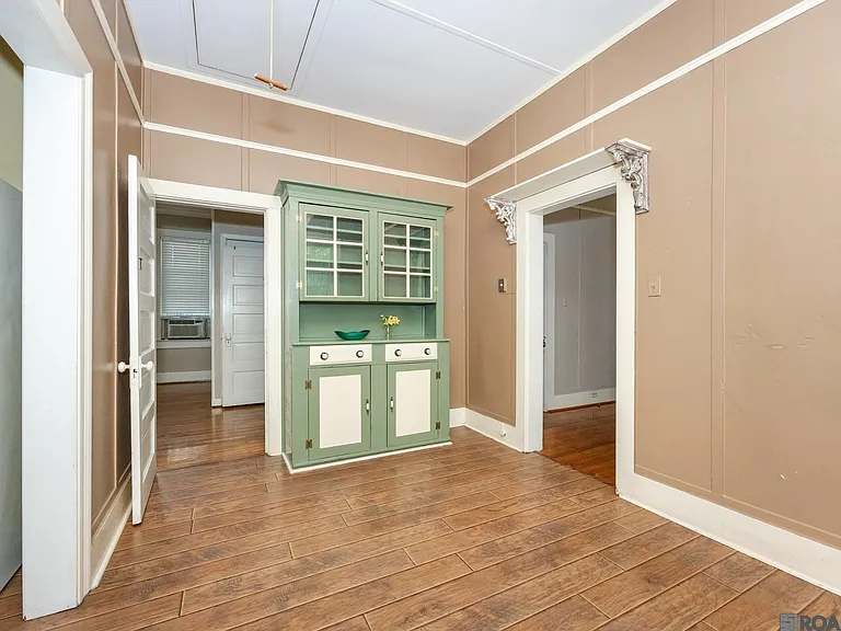 24030 Eden St — Photo 10