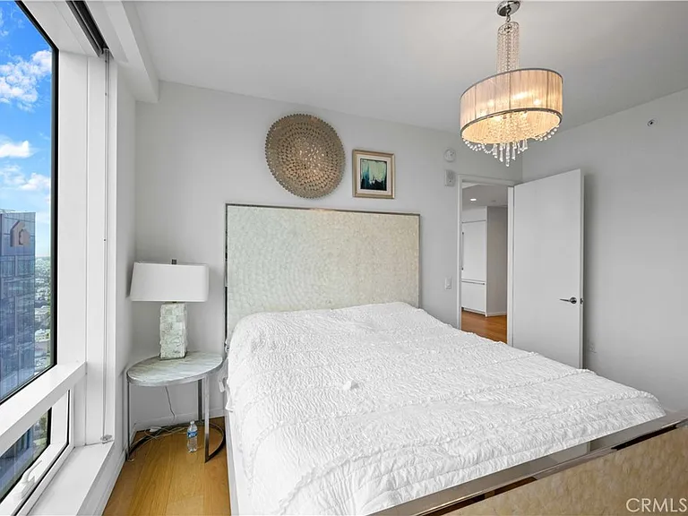 877 Francisco St #4111 — Photo 12