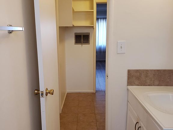 5th image of 1533 9th St #A