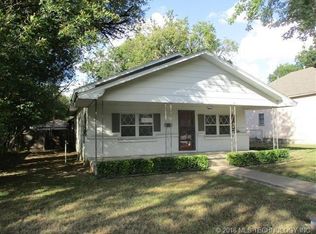706 W Ragan St, Henryetta, OK 74437