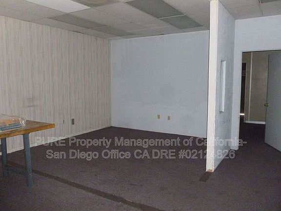 5th image of 1055 S Escondido Blvd