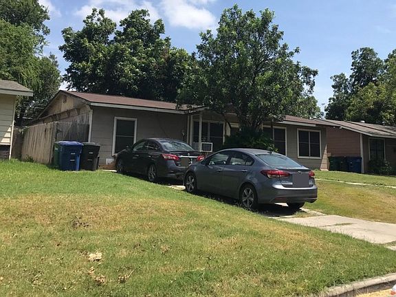 3rd image of 463 Schmeltzer Ln