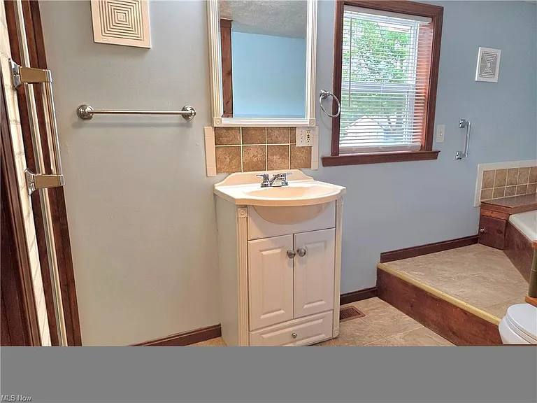 2956 Hayne Rd — Photo 22