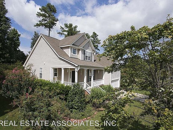 2nd image of 2510 Oleander Dr