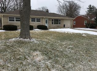 423 S Carr Rd, Plainfield, IN 46168