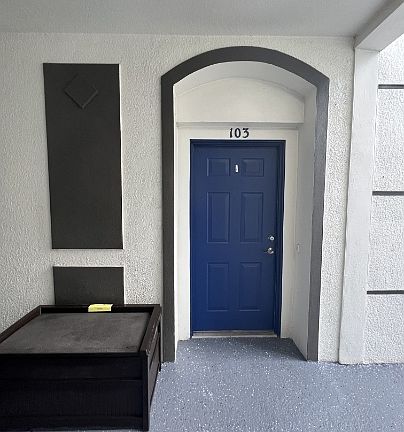 3rd image of 4114 Breakview Dr #103