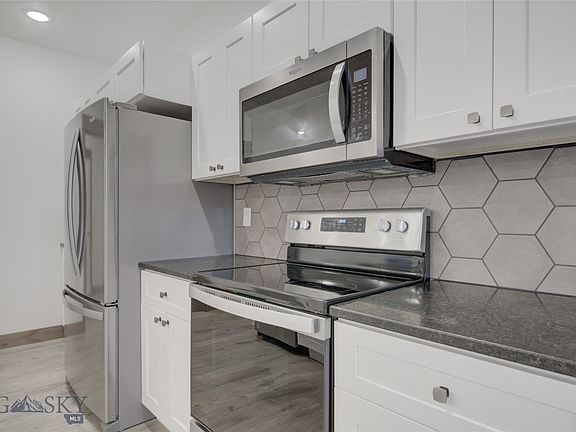 4th image of 1160B Samantha Ln