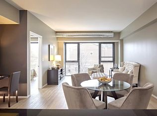 215 W Scott St #6, Chicago, IL 60610