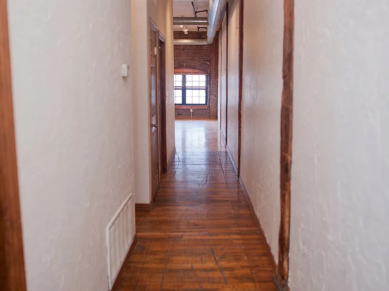 Stove Works Lofts — Photo 3