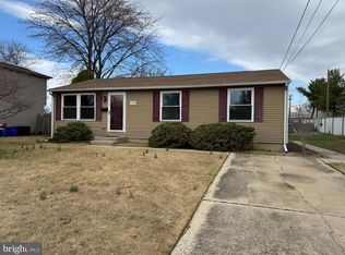 105 Phillips Ave, Magnolia, NJ 08049