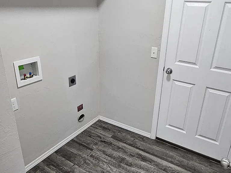 4312 Umbria Rd — Photo 15