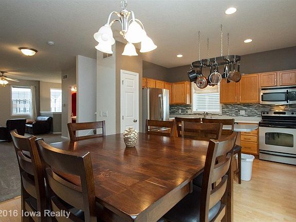 5th image of 4532 NE McDougal Ln