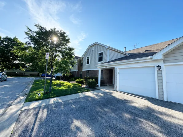 278 Stonehill Ln Unit C2, Schaumburg, IL 60193