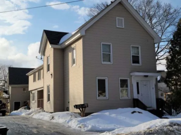 330 Essex St #3, Bangor, ME 04401