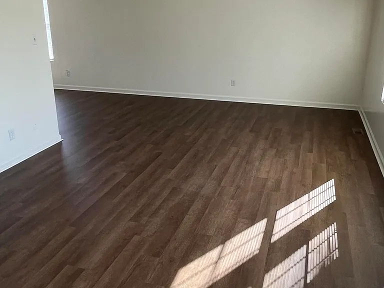 1603 Glover Ave — Photo 2