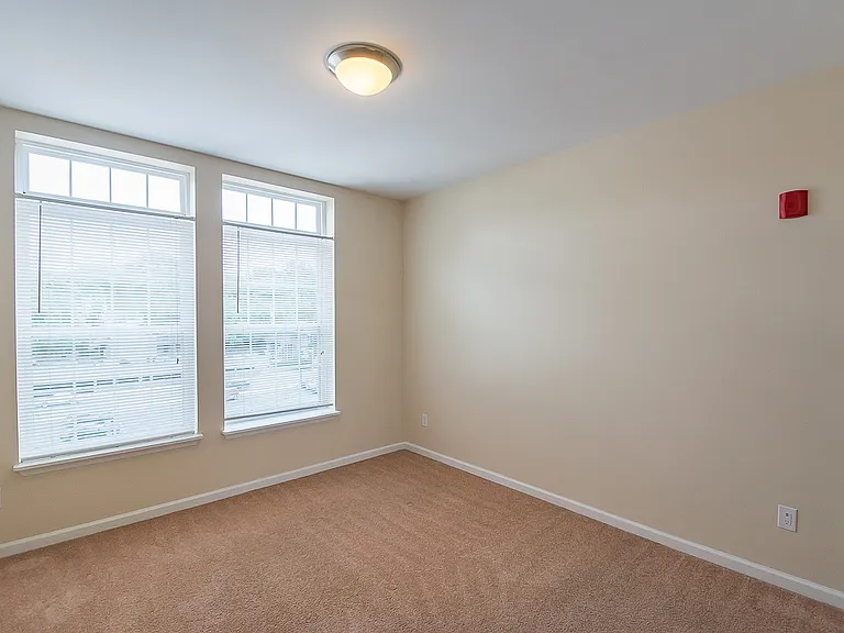 The Gateway Apartments — Photo 80