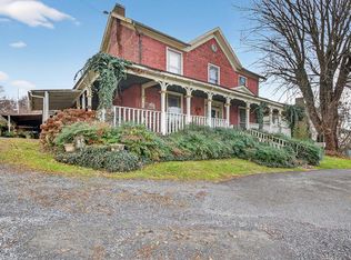 302 Front St SW, Abingdon, VA 24210